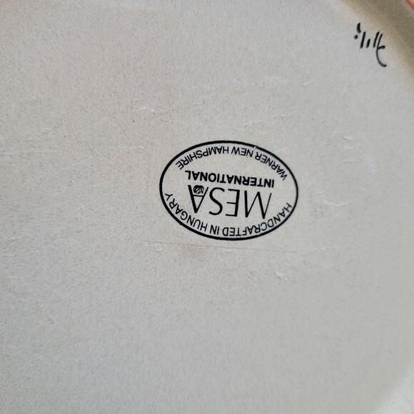 Mesa International 9" Plates Bear Fish 2PC Handcrafted in Hungary - Picture 7 of 9